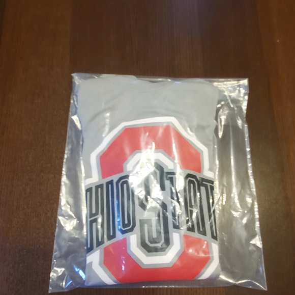 The Ohio State University long sleeve shirt Buckeyes size small unisex - Picture 8 of 9